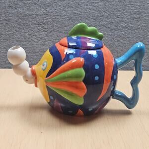 VTG Cooks Club Tropical Colorful Fish Blowing Bubbles Novelty Teapot Arty READ